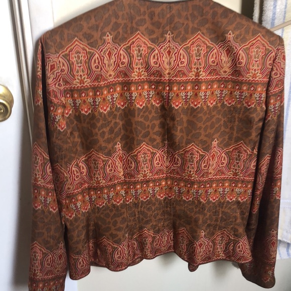 Ladies jacket - Picture 2 of 2